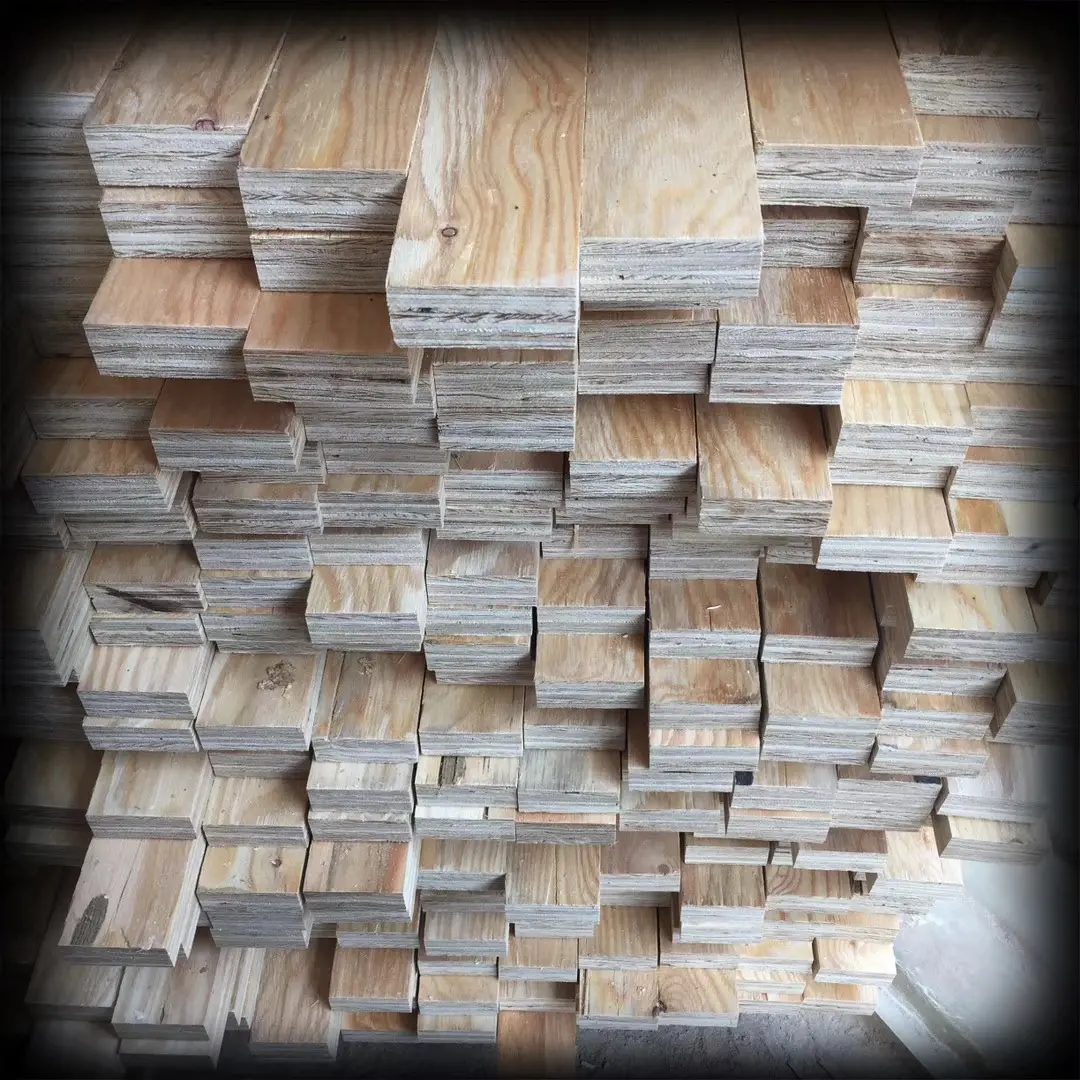 Pine wood timber poplar sawn timber for wood mouldings