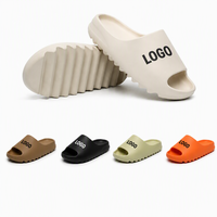 Claquettes unisexes personnalisées en EVA, pantoufles de créateur, chaussures nuages à mémoire de forme, Nuvens Chinela, pantoufles originales pour femmes et hommes