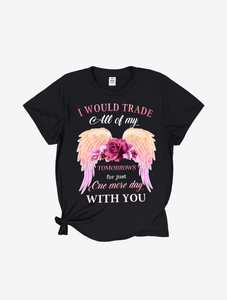 T-shirt nera da donna con grafica di ali floreali rosa e testo romantico, regalo di San Valentino, top casual in jersey a maniche corte con scollo rotondo - Product Image 1