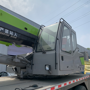 Matériel de construction : Grue montée sur camion d'occasion ZTC500V, capacité de charge de 25 tonnes, en promotion - Product Image 6