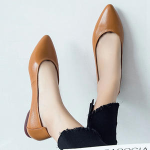 Gran oferta de <span class=keywords><strong>mocasines</strong></span> planos para <span class=keywords><strong>mujer</strong></span>, zapatos de cuero genuino de tacón bajo puntiagudos, zapatos informales para <span class=keywords><strong>mujer</strong></span>, traje de oficina de negocios, calzado - Product Image 2