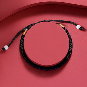 งานจัดแสดงสินค้ากีฬาสร้อยข้อมือนำโชคกำไลข้อมือสีดำแดงนำโชคกำไลข้อมือเชือกถักแฮนด์เมด - Product Image 5