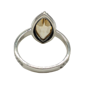 Anillo Ajustable de Citrino Hecho a Mano, Joyería Fina para Mujer con Diseño de Piedra de Cristal Pulido y Estilo Moderno - Product Image 4