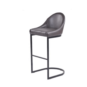 Proveedor Chino muebles de bar barato bajo nuevo bar taburete de cuero de la PU moderno de alta Silla de bar con reposapiés - Product Image 1