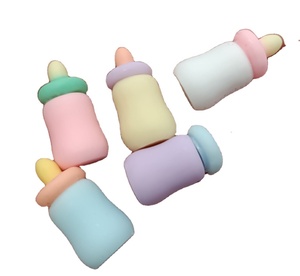ขวดเครื่องดื่มเกาหลีแบบ 3 มิติ ของเล่นจิ๋วจำลองไวน์น้ำ ตุ๊กตาเด็ก ของเล่นบ้านตุ๊กตา DIY เครื่องประดับจี้ลูกปัด - Product Image 5