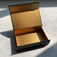 Nouveau design de boîte d'emballage magnétique pour parfum extra large boîtes en papier standard pour les fêtes d'invités emballage en carton