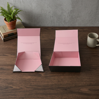 Boîte cadeau en papier pliable magnétique de luxe personnalisée avec impression mate brillante rose et noire avec fermeture magnétique
