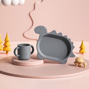 Plato de Silicona de Grado Alimenticio para Niños con Diseño de Dinosaurio, Resistente al Calor, Apto para Lavavajillas, No Tóxico, Ecológico y Fácil de Usar - Product Image 4