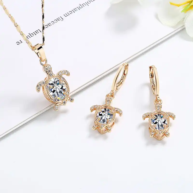 Conjunto de joias de tartaruga banhada a ouro, joia de estilo clássico com estampa de número bonito, brincos e colar de joias de liga de noiva