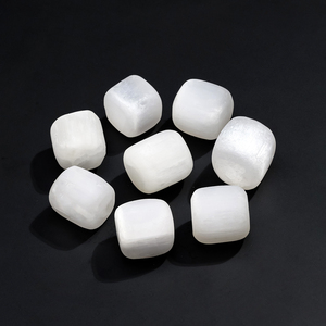 Оптовые натуральные целебные кристаллы: белый гипс, селенит, полированные круглые камни, драгоценные камни для фэншуй и домашнего декора - Product Image 3