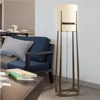 Lampadaire en tissu noir contemporain élégant et moderne en forme de cône avec base E26 Étude de chambre à coucher américaine de style européen pour la lecture