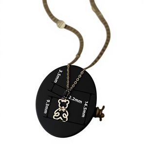 Colgante/Dije de Oro Amarillo GOL Dtutu al por Mayor con Lazo y Pequeños Dijes de Oso, Joyería Unisex de Moda para Fiestas, Modelo Kj448 - Product Image 1