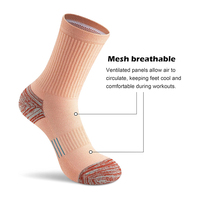 Haute qualité couleur unie personnalisé sport équipage chaussettes coussin course athlétisme chaussettes pour hommes femmes