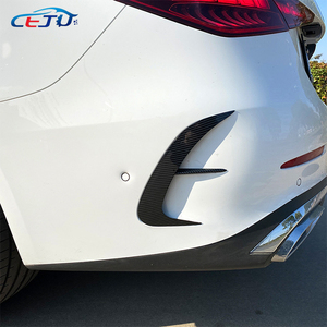 Parachoques trasero de coche con aspecto de carbono ABS negro brillante, rejillas de ventilación laterales para <span class=keywords><strong>Mercedes</strong></span> Benz Clase C W206 C200 C300 <span class=keywords><strong>C43</strong></span> C63 <span class=keywords><strong>2022</strong></span>-2025 - Product Image 6