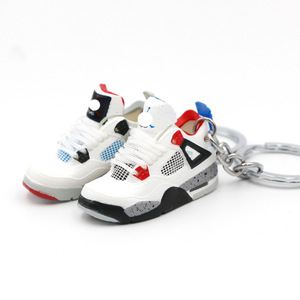 พวงกุญแจรองเท้าบาสเก็ตบอลจำลอง Aj2-12 ของตกแต่งกระเป๋าและเครื่องประดับแขวน  ขั้นต่ำในการสั่งซื้อน้อย - Product Image 5