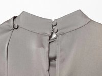 TAOP&ZA Nouvelle Collection Printemps 2026 – Chemise élégante et tendance pour femme à col montant, manches longues, plissée, en satin, avec châle intégré 1305167