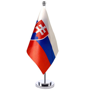 Drapeau de table de la Slovaquie avec mât et support en acier inoxydable - Product Image 1