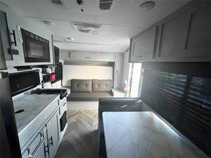 Ecocampor Profil léger Structure en acier Remorque de voyage Lits superposés triples Caravane de tourisme sur route <span class=keywords><strong>à</strong></span> <span class=keywords><strong>vendre</strong></span> - Product Image 5