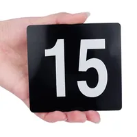 Lot de 50 numéros de table recto-verso en plastique noir, cartes de placement carrées blanches pour restaurants et mariages
