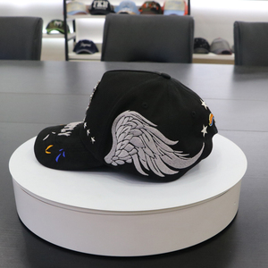 Prezzo di fabbrica cappelli con logo diamantato americano <span class=keywords><strong>basket</strong></span> sport berretto in pelle scamosciata fodera di raso cappelli Dandy - Product Image 3