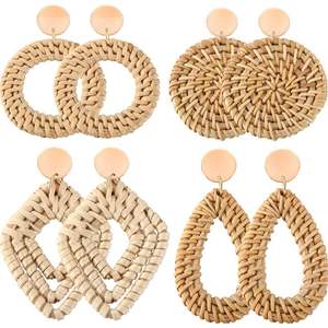 Boucles d'oreilles pendantes en rotin tressé triangulaires en laiton, faites à la main, style bohème naturel, bijoux pour enfants pour anniversaire - Product Image 3