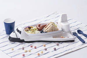 Assiette à dîner pour enfants en mélamine de forme spatiale originale, pour anniversaire d'enfant, assiette en forme de fusée - Product Image 4