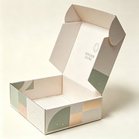Boîte d'expédition en carton ondulé personnalisée avec logo OEM et impression, conception à plat - Emballage de vêtements durable imprimé offset en gros