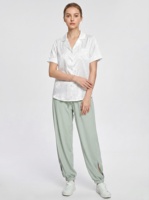 Blus Kerah Camp Satin Jacquard Warna Putih untuk Wanita, Kemeja Berkancing Lengan Pendek untuk Pakaian Kantor dan Liburan, Dapat Disesuaikan