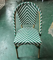 Meubles d'extérieur de style moderne, table et chaise de bistrot confortables en aluminium et rotin tressé, métal, jardin