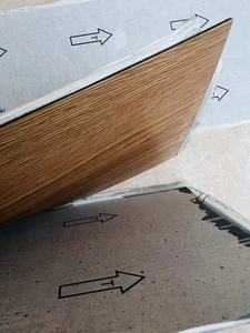Suelo LVT de vinilo de lujo 1,5mm 1,6mm autoadhesivo comercial antideslizante para oficina apartamentos sala de estar superficie lisa - Product Image 2