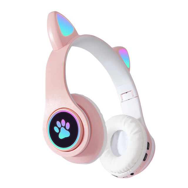 Over-Ear Gaming Headset 5.0 Wireless Technology LED Light AUX 3.5mm Microphone Foldable Cat LED Headphones for Mobile Phones