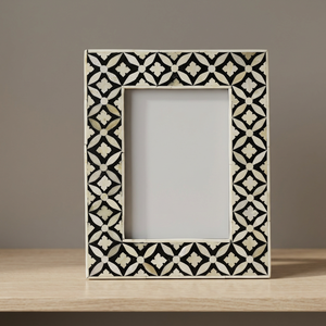 Marco de Fotos Rectangular de Zinc con Incrustaciones Geométricas de Hueso, Hecho a Mano, de Alta Calidad, con Impresión en Madera, para Mesa - Product Image 6