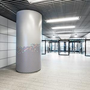 Revêtement intérieur de colonne en acier inoxydable de haute qualité Couverture de colonne en aluminium sur mesure pour les murs rideaux de décoration de centre commercial - Product Image 1