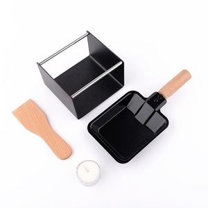 Grill à fromage <span class=keywords><strong>suisse</strong></span> chaud, vente en gros, mini grill portable antiadhésif, poignée en bois massif avec bougie, ensemble de grill d'extérieur - Product Image 4