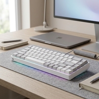 Clavier mécanique compact 68 touches, éclairage RGB par touche, hot-swappable, trois modes (filaire, Bluetooth, 2.4G), USB-C