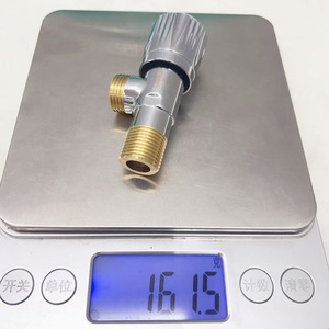 Válvula angular de latón engrosado de 3/4 pulgadas y 20 mm para inodoro, calentador de agua, lavabo - Product Image 1