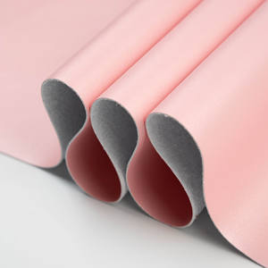 Fabricante 0,6 de cuero sintético de microfibra gruesa resistente al desgaste resistente a los arañazos Material para zapatos y bolsos de grano fino Yiwu Source - Product Image 2