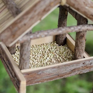Tempat Makan Burung Kayu Alami Gaya Baru, Dekorasi Taman, Tempat Makan Burung Gantung Gaya Retro, Tempat Makan Burung Liar - Product Image 2