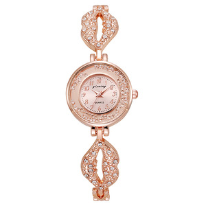 Nouvelle marque de luxe horloge à lèvres Relogio Feminino dames Chic <span class=keywords><strong>montres</strong></span> à Quartz petites <span class=keywords><strong>montres</strong></span> de mode pour femmes avec alliage de verre - Product Image 3