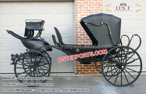 Mini Carruaje Personalizado de Caballos con Diseño Moderno, Construcción Ligera de Metal y Madera - Product Image 5