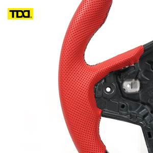 พวงมาลัยคาร์บอนไฟเบอร์แท้ TDD สำหรับรถยนต์โตโยต้า ซูปรา - Product Image 4