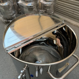 Tanque de refrigeración de leche de acero inoxidable 304/316L 400L de buena calidad/tanque de almacenamiento de leche/tanque de almacenamiento de refrigeración de leche para uso agrícola - Product Image 2