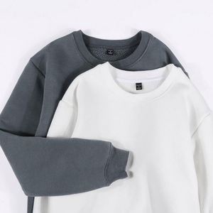 Sudadera H5261 de Alta Calidad con Estampado Personalizado y Pedrería, Forro Polar Grueso de 500g, Cuello Redondo - Product Image 2