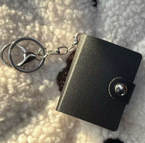 Vente <span class=keywords><strong>en</strong></span> gros : Mini album <span class=keywords><strong>photo</strong></span> porte-clés carré <span class=keywords><strong>en</strong></span> cuir PU et PVC de 1 pouce, <span class=keywords><strong>livre</strong></span> de rangement DIY avec reliure, grand stock disponible pour mariages - Product Image 5