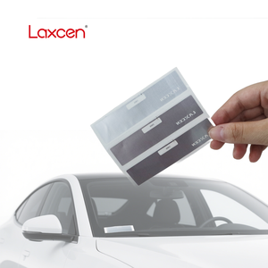 Adesivo <span class=keywords><strong>RFID</strong></span> UHF 860-960MHz Personalizzato per Parabrezza, per Sistema di Parcheggio, Certificato CE REACH - Product Image 1