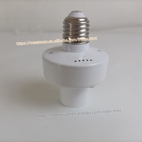 Interrupteur intelligent pour lampe Tuya, support d'ampoule E27, adaptateur d'ampoule WiFi, commande par application Smartlife, fonction de minuterie, compatible avec Alexa et Google