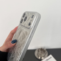 Étui vintage en cuir PU froissé avec grande fenêtre pour iPhone 13 14 15 16 17 Pro Max, avec dragonne et cordon de suspension, finition givrée et plaquée