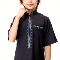 Nouveau design Abaya islamique style marocain pour enfants garçons Thobe fait à la main en polyester Logo personnalisé Patte de fixation broderie élégante