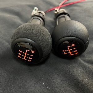 VW Audi Skoda için LED'li <span class=keywords><strong>5</strong></span> 6 Vitesli Süet Deri Malzemeli Otomatik Araba Vites Topuzu - Product Image 1