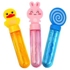 Varita de Plástico para Hacer Burbujas con Líquido de Recarga, Fácil de Transportar, Regalo para Jardín de Niños, Accesorio de Fotografía - Product Image 5